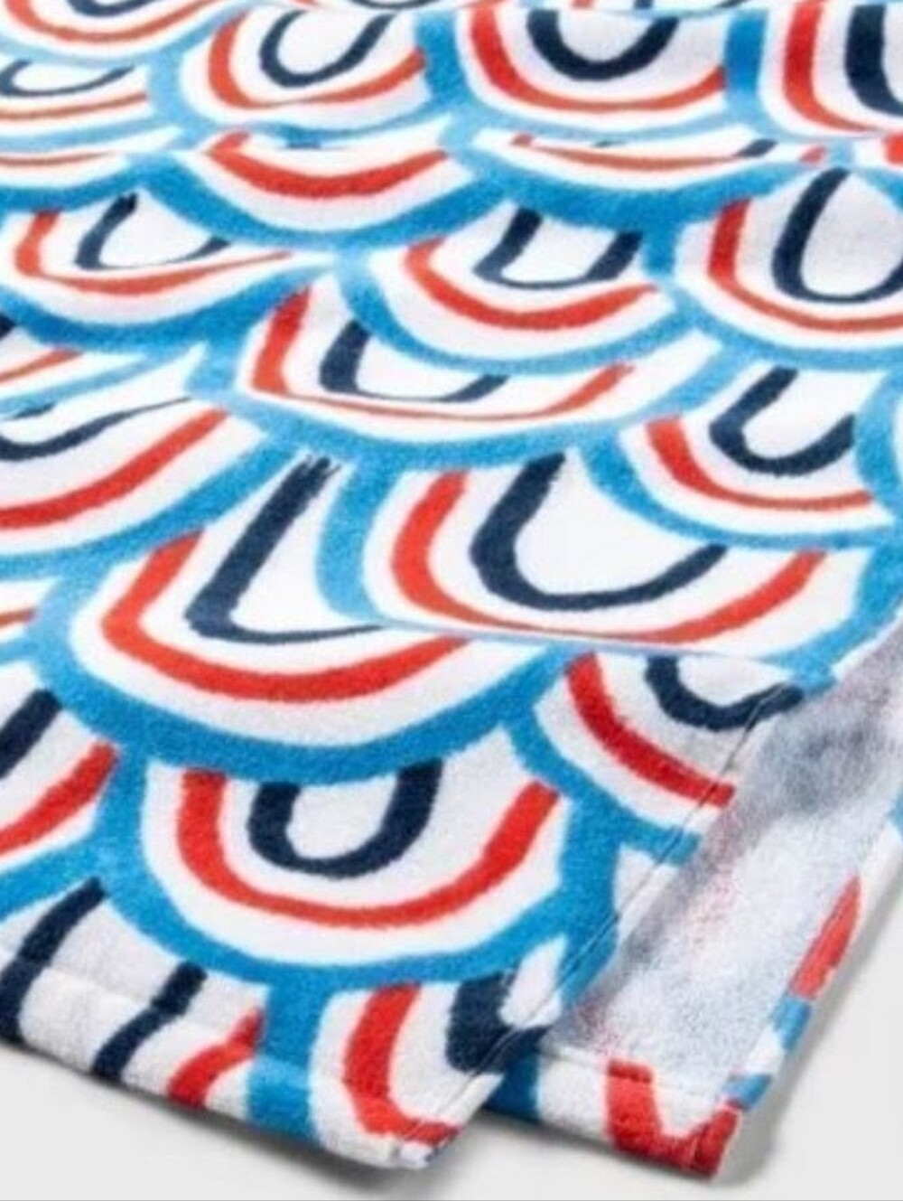 SUN SQUAD Scallops Printed 100% Cotton Large Beach Towel 62"X32" NWT Swim Picnic